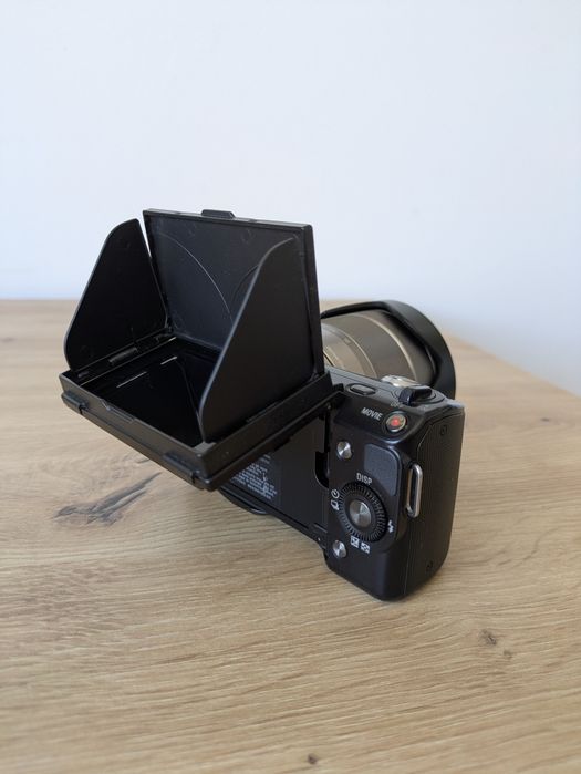 Sony NEX5 + E 18-55 УНИКАЛНИ СНИМКИ Дигитален Фотоапарат в Отлично Състояние