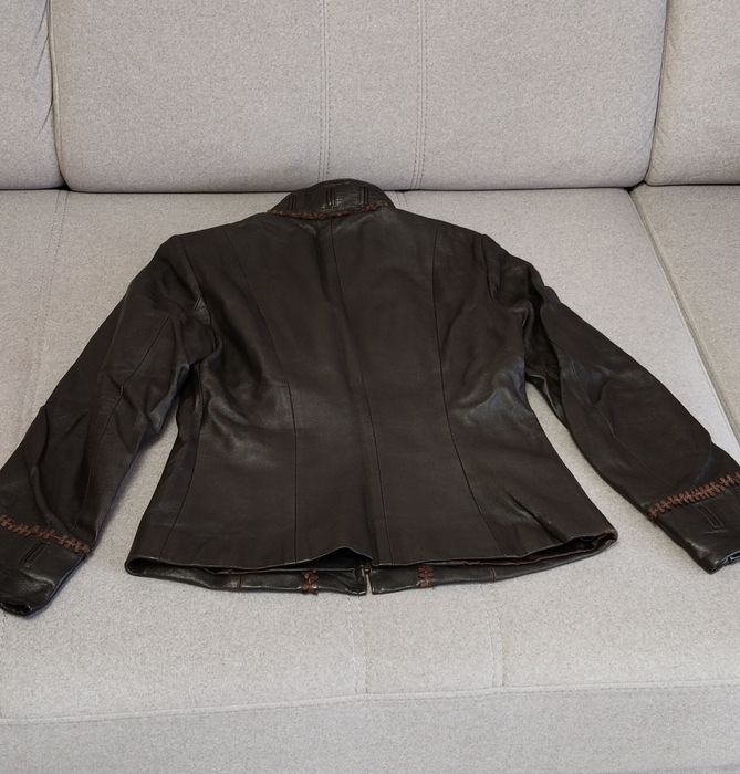 Продам коженая курткс р46