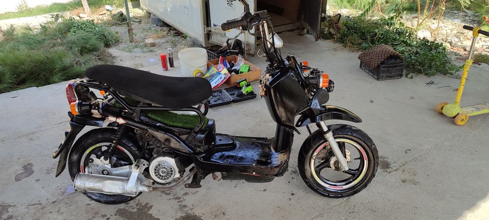 Skuter 150 kub sotiladi