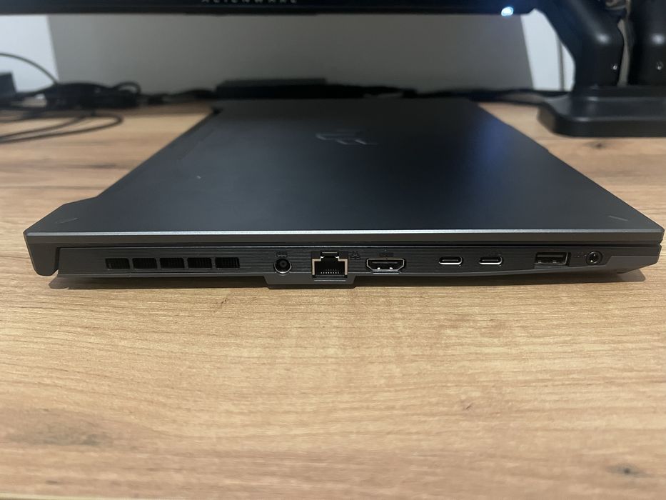 Asus Tuf Gaming A15 - Ryzen 9 8945 | RTX 4060 | 2 TB | 32 RAM | 144hz