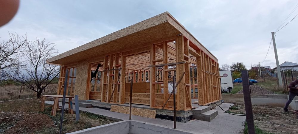 Kit grinzi din lemn i joist  de la 4500€