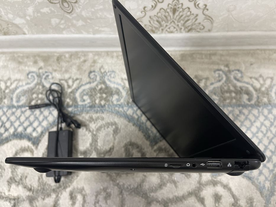 Продам ноутбук GreatWall W1563G