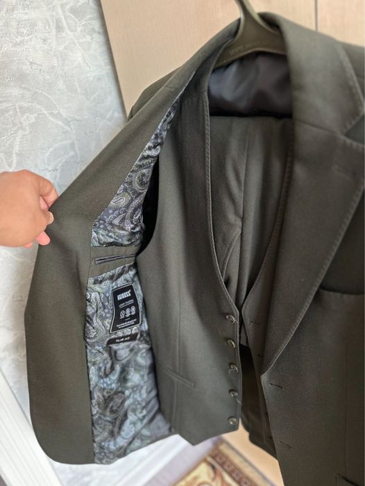 Мужской костюм Б/у