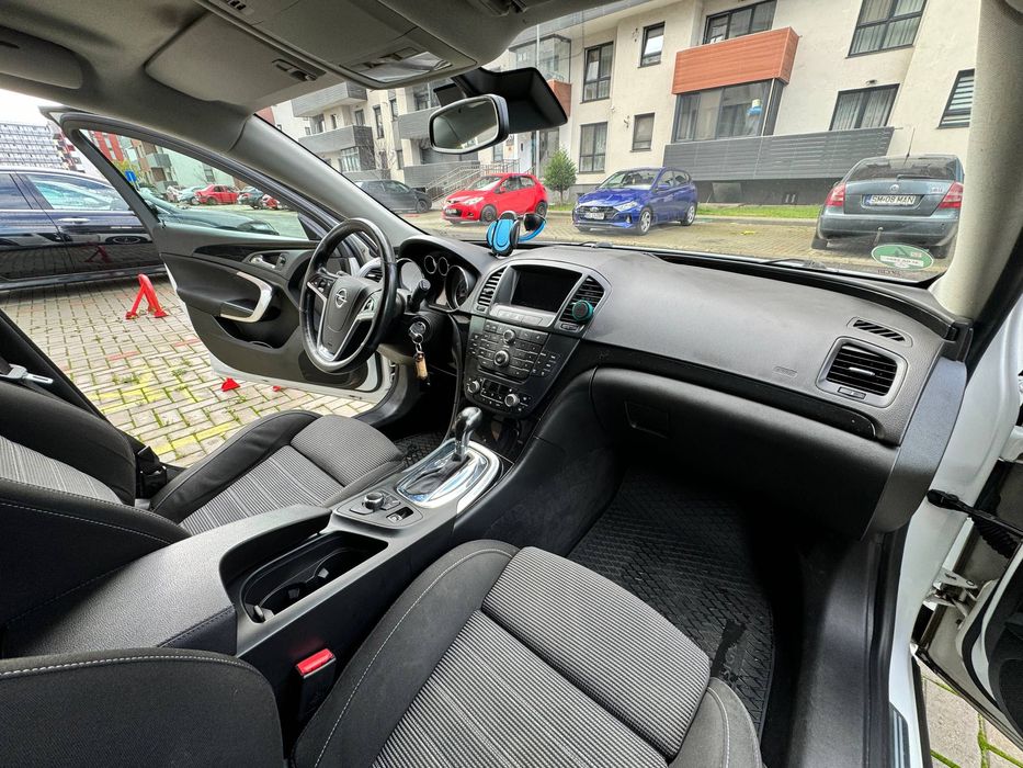 OPEL INSIGNIA sports tourer