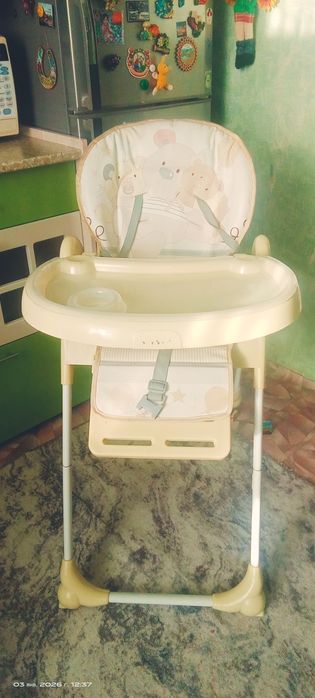 Детский стульчик для кормления