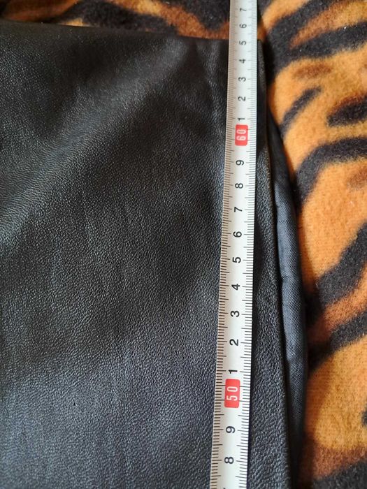 Продавам мъжка шуба естествена кожа номер 58