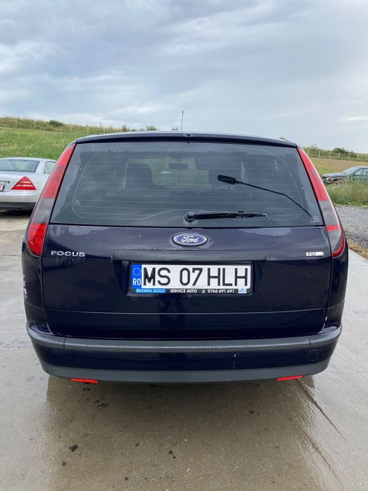 FORD Focus 2006 — imagine 3