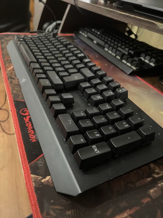 Tastatura razer blackwidow x chroma