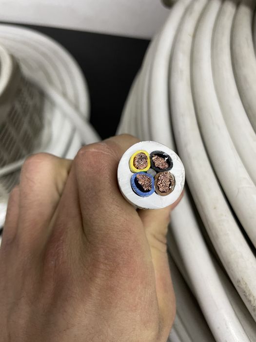 Для зарядки электромобилей. Электротехническая продукция. Узкабель