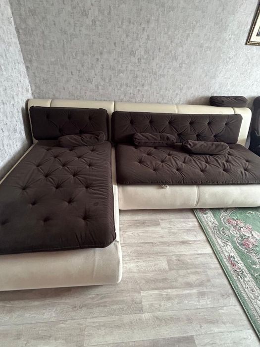 Диван для гостиной