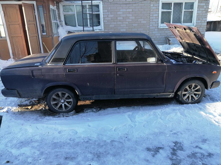 Продам машину ваз 2107