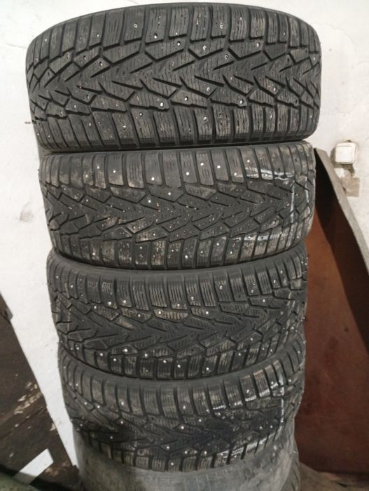 Продам Зимнюю резину Нокия