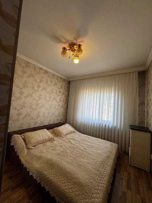 Срочно Юнусобод 18 квартал 4 xona 5 etaj 5 etajniy 113м2