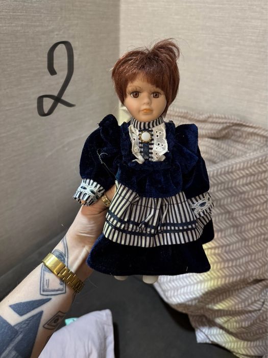 Продам фарфоровых кукол