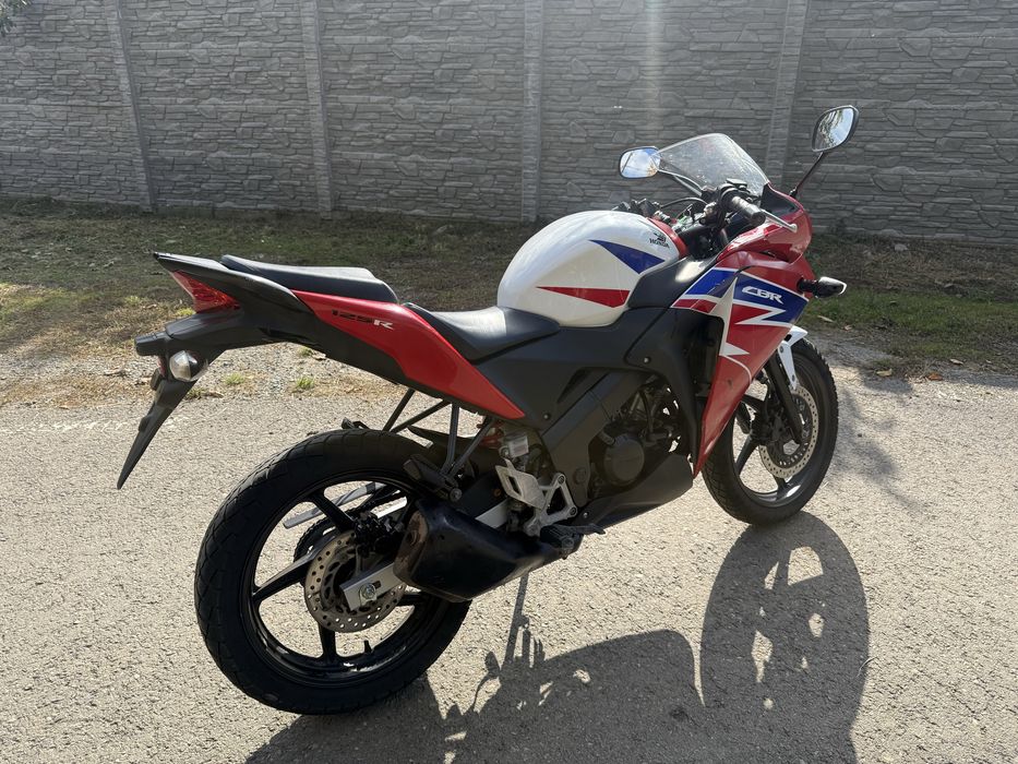 Honda cbr 125 jc50