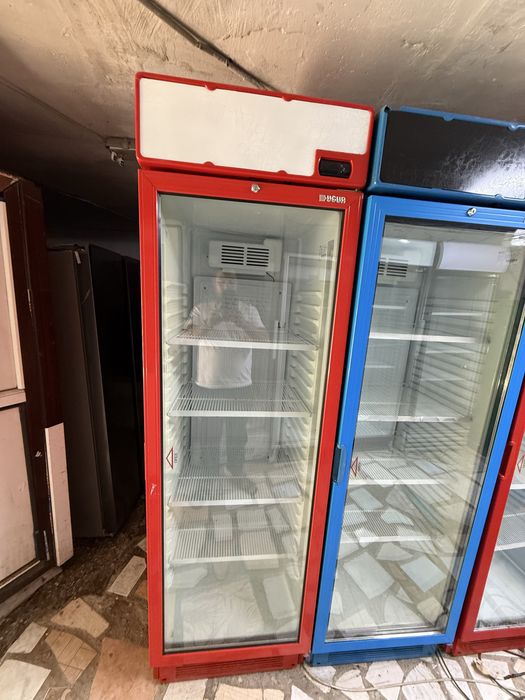 Продам холодилник в рабочем состанае