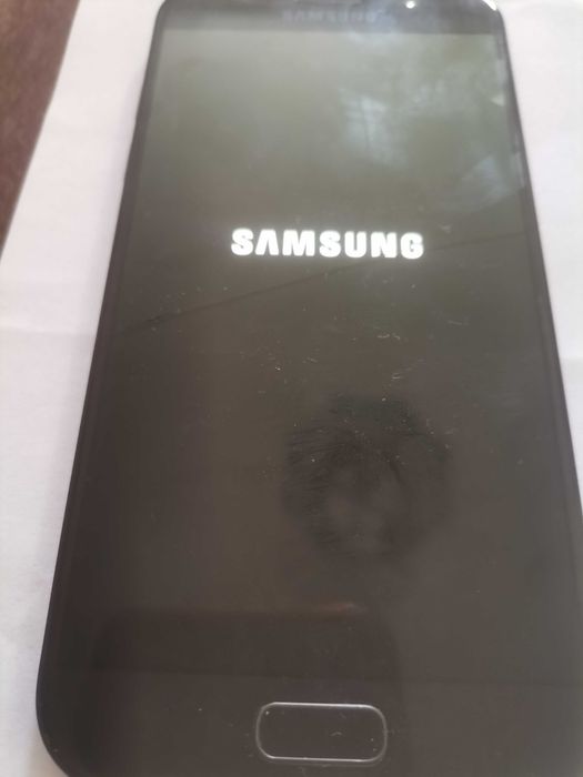 Лот телефони SAMSUNG