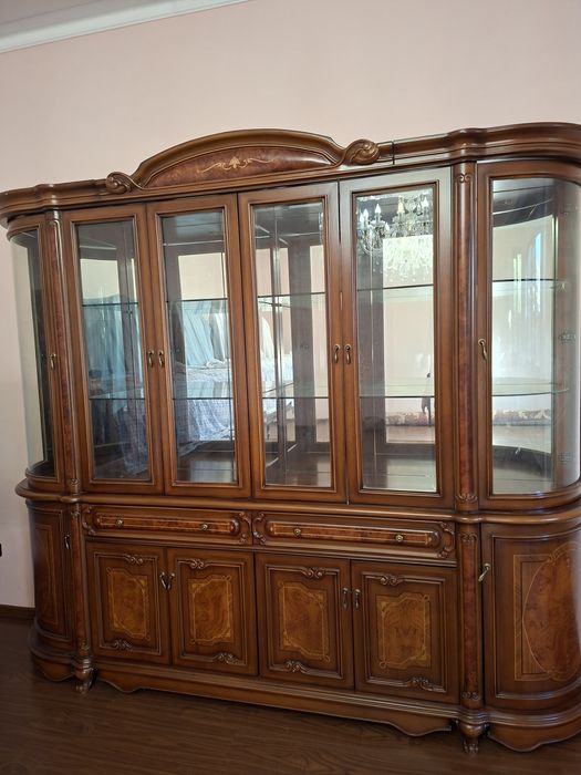 Сервант сатылады