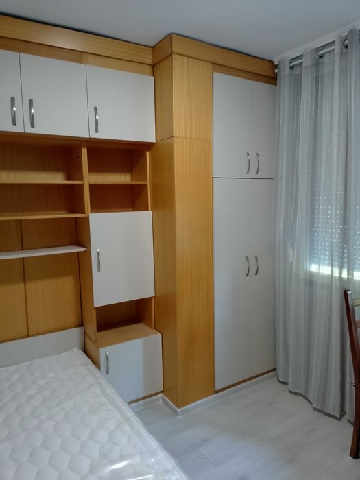 Дава се под наем Тристаен апартамент в Стара Загора, Център - 76 кв.м за 357 € - Снимка #1