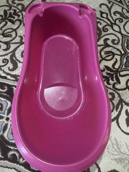 Отдам срочно ванночку !