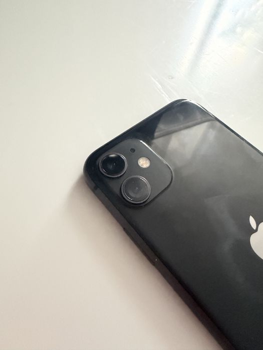 Продам Iphone 11 64gb