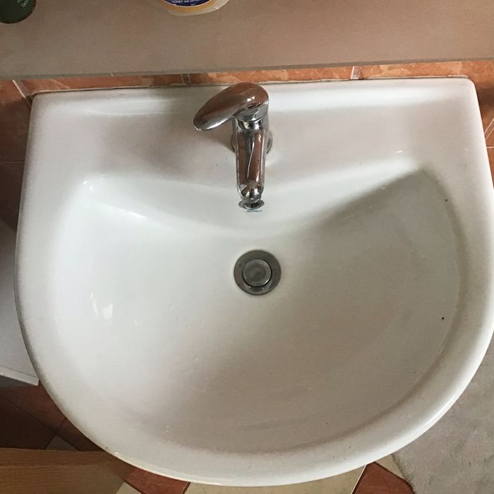 Chiuveta cu picior