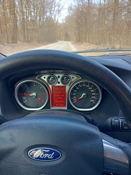 Ford focus an 2008, diesel 1997 cc , 299450 km