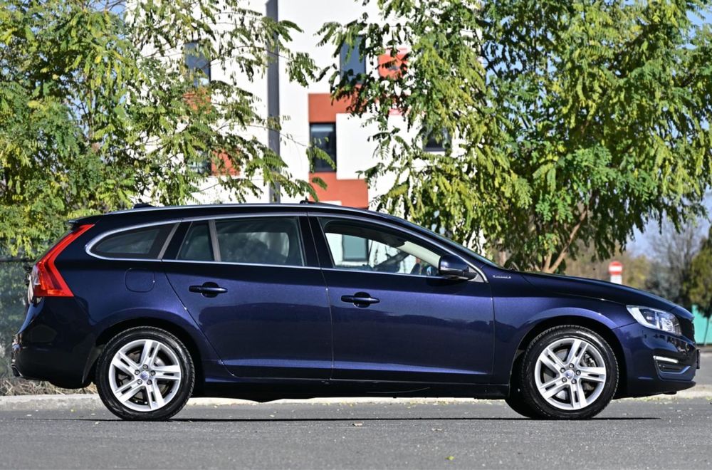 Volvo V60 2.4 Diesel PlugInHybrid 288C.P 2016 Euro6 Webasto AWD 4x4