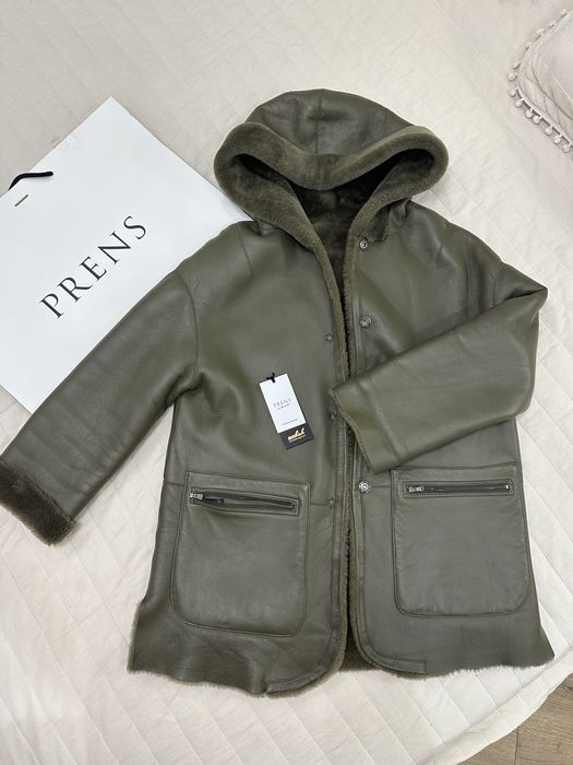 Продам двусторнюю дубленку