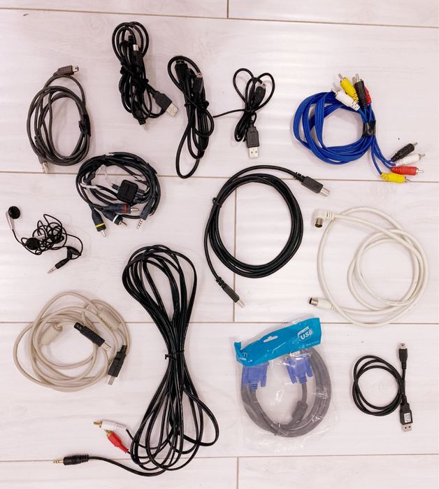 Продам пульты, usb, кабель, шнуры