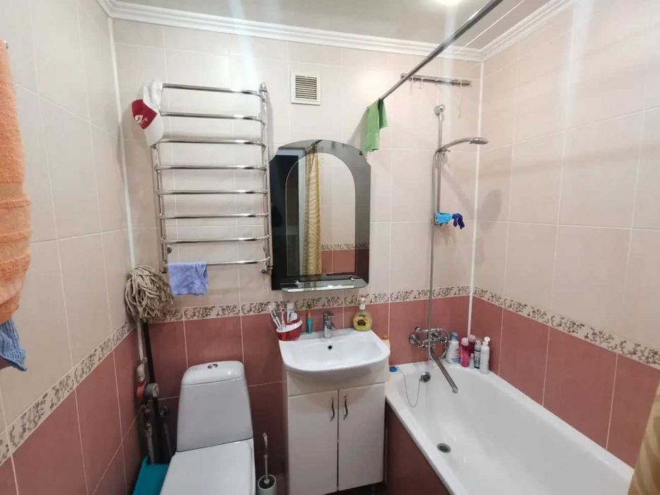 Дава се под наем Двустаен апартамент в София, Зона Б-18 - 65 кв.м за 397.8 € - Снимка #3