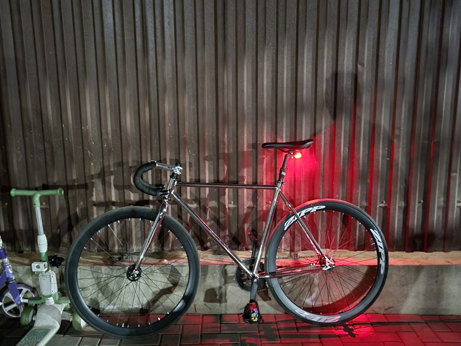 Фикс велосипед. Fixed gear