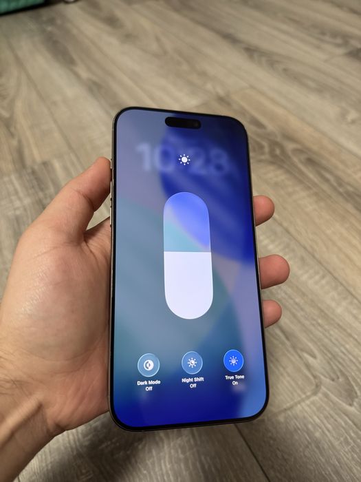 Vand iPhone 16 Pro Max - 99% Baterie - CA NOU