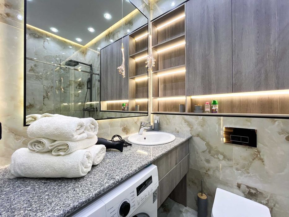 Дизайнерская студия с продуманным интерьером с видом на Ташкент сити