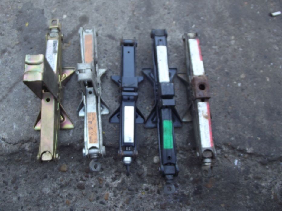 Cric Auto Cric VW Suzuki Seat Logan Renault sandero