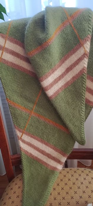 Платок в стиле Burbarry