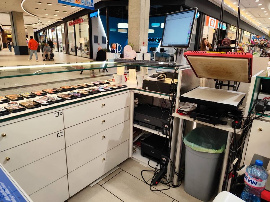 Продавам Бизнес щанд за сублимация