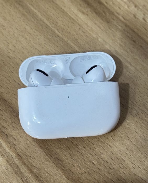 Продаю airpods pro