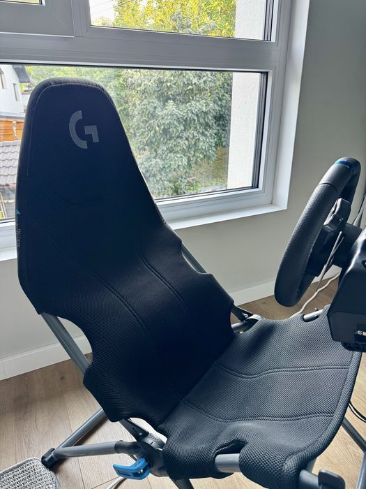 Logitech волан G29 с педали и оригинален стол PLAYSEAT® Challenge X - Logitech G Edition