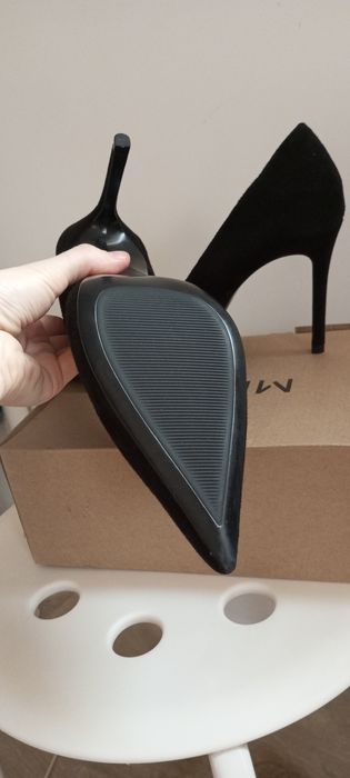 Лодочки замшевые черные Mango