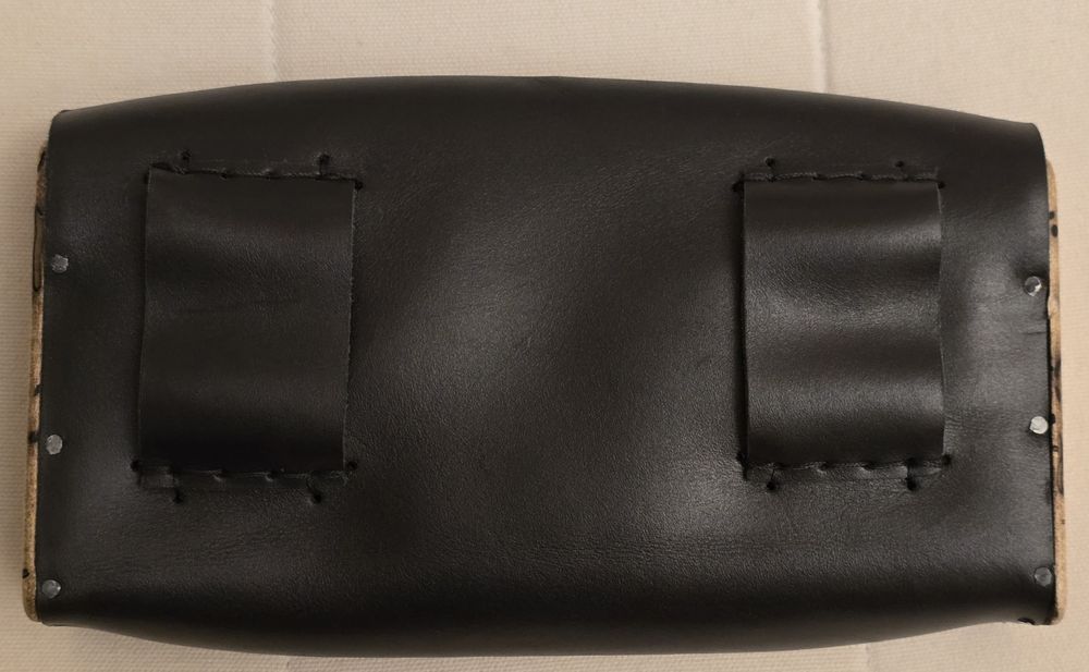 Geanta poseta si borseta deosebite /piele  /unicat atelierele Lemnivor