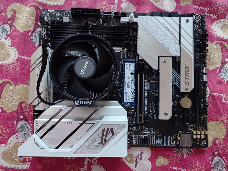 Kit ROG Strix B650-A + AMD Ryzen 5 8500G box + SSD NVMe 1TB Kingston