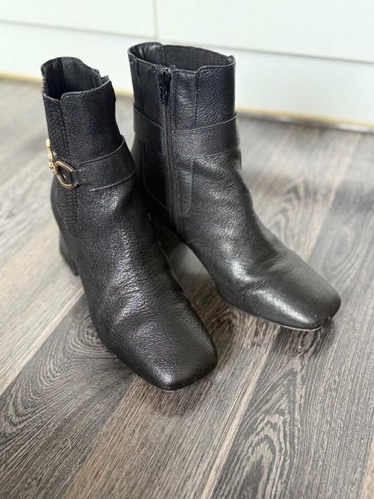 Боти на ток на марката GEOX - 37 размер