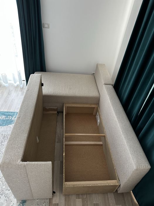 Canapea living extensibilă