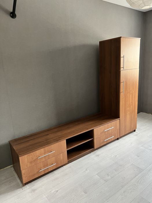 Тумба под телевизор