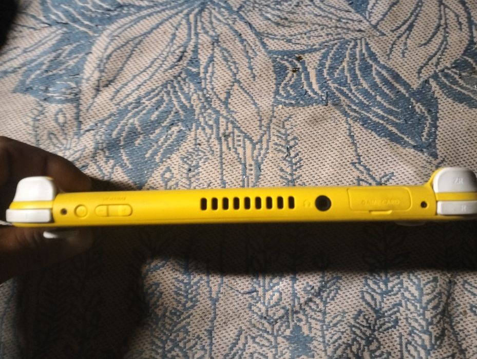 Игровая консоль Нинтендо свитч