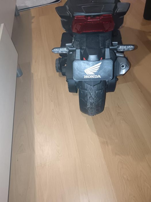 детски акумулаторен мотор Honda