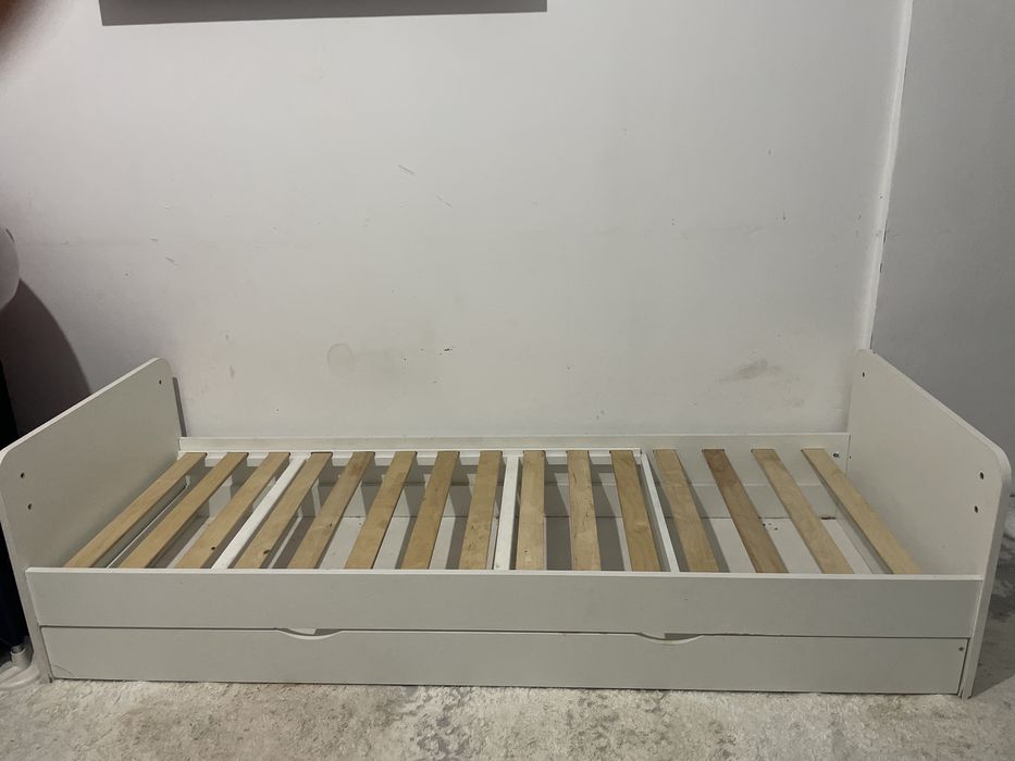 Балаларга арналган кровать