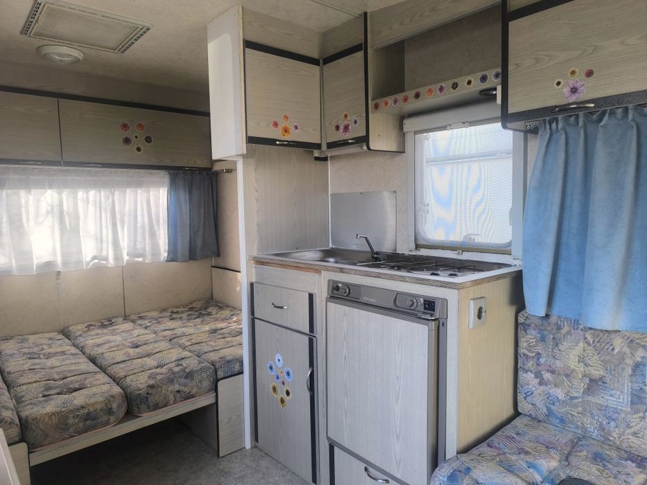 Каравана  Euroland 380