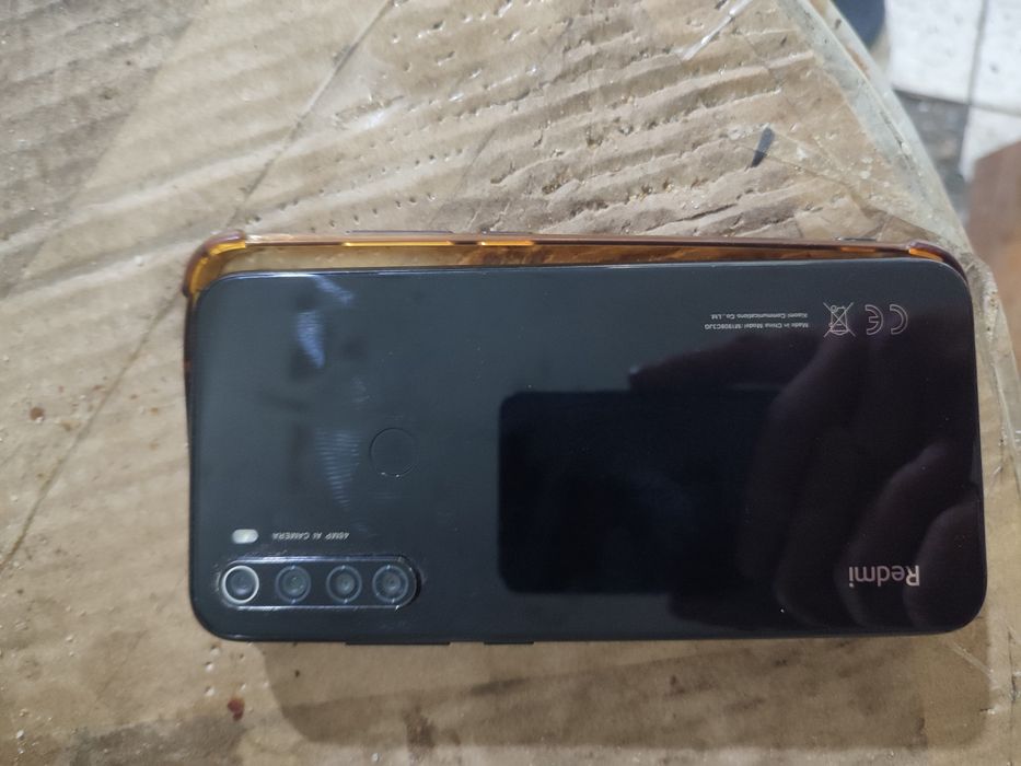 Продам redmi note 8